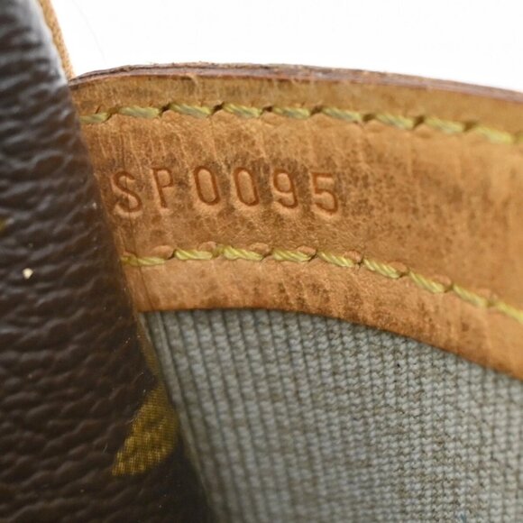 LOUIS VUITTON Reporter PM Crossbody Shoulder Bag Monogram Leather M45254 82EF153 - Picture 16 of 16